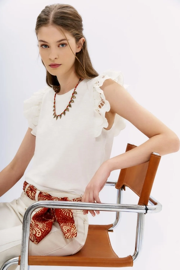 polera romance broderie