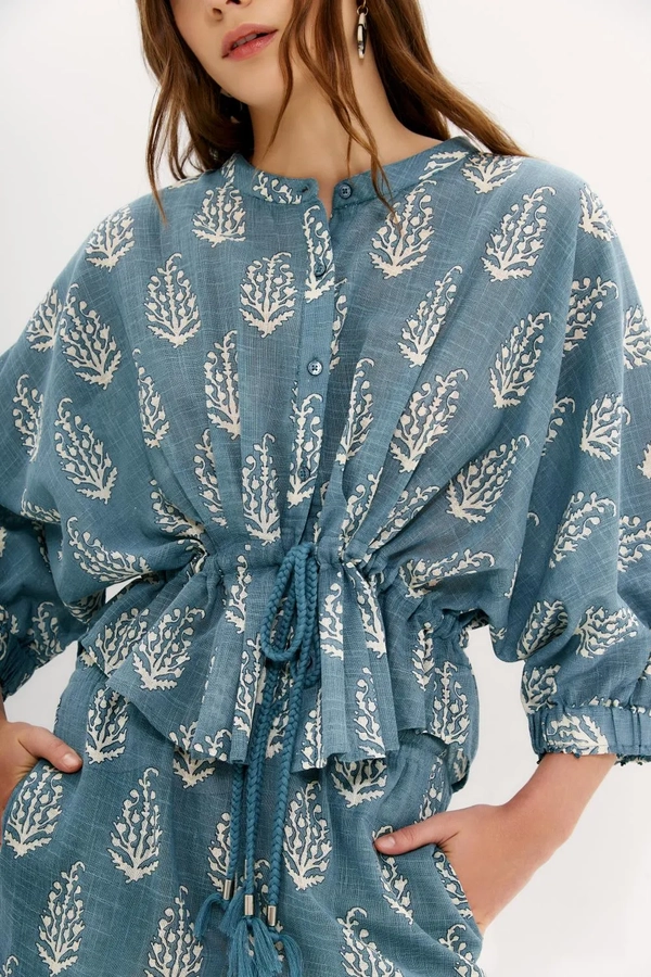 camisa gretta taj