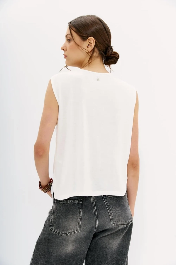 musculosa hands
