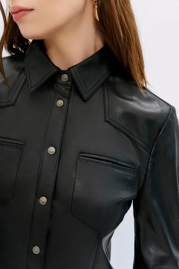 camisa bellota cuero
