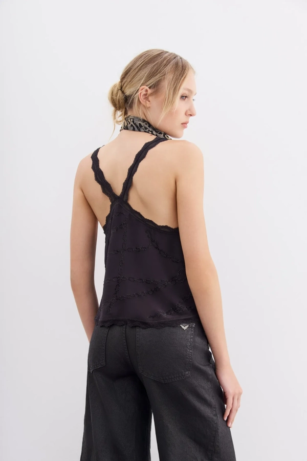 top daisy studs