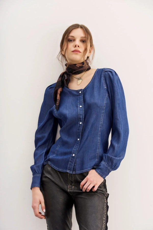 camisa romantic