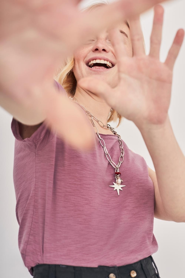 REMERA AMOUR BASIC