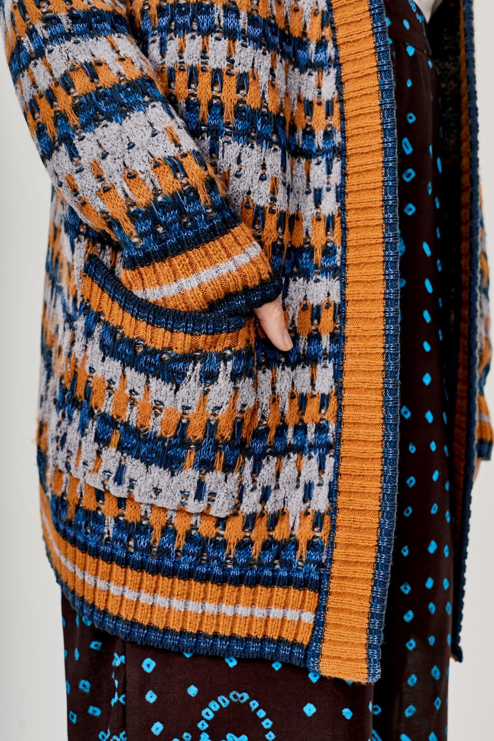 Cardigan Jackard