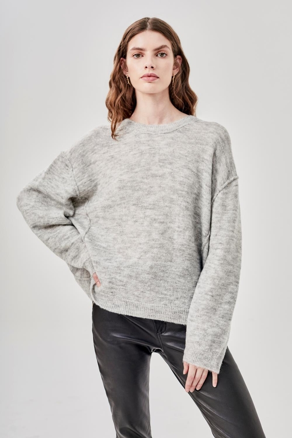 Sweater Be Happy