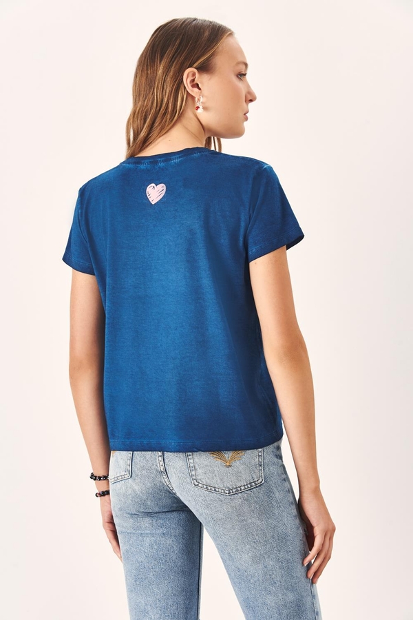 Polera Love Stoner