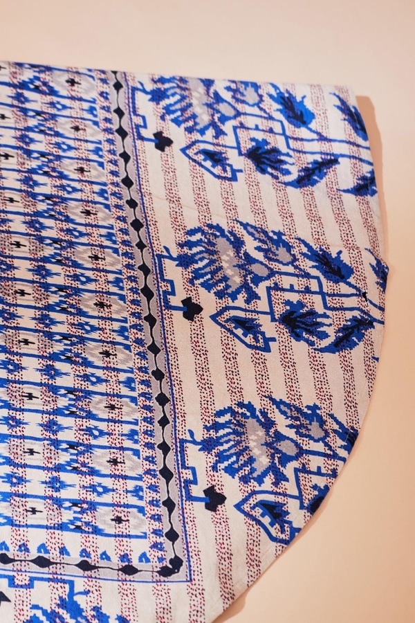 Mantel Ikat Round 160