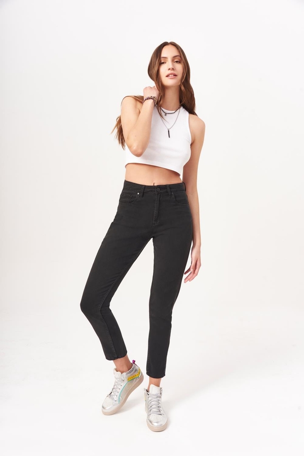 jean mom high rise total black