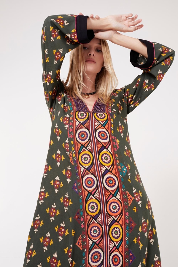 vestido manu nobu