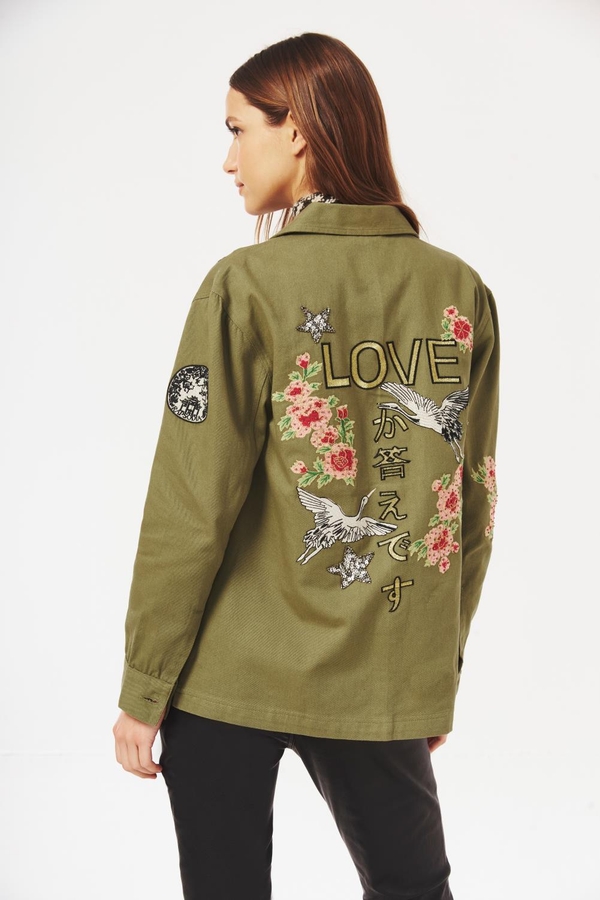 chaqueta militar love