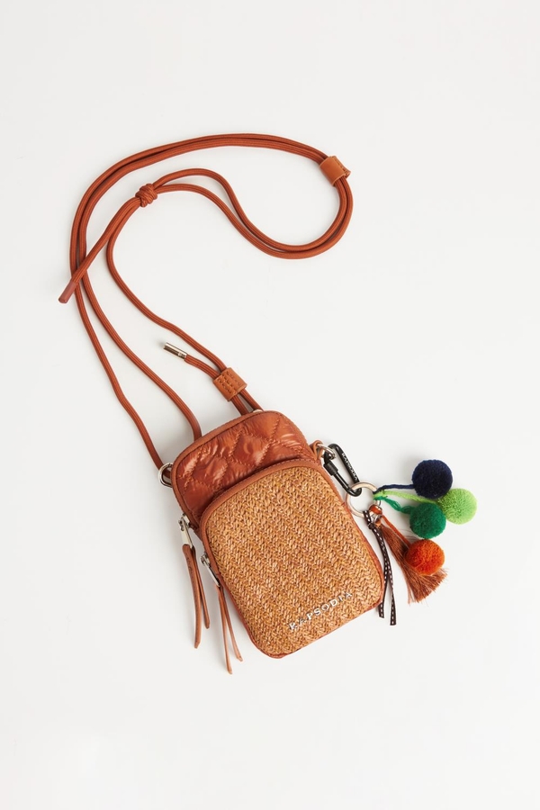 cartera haji matelasse rafia