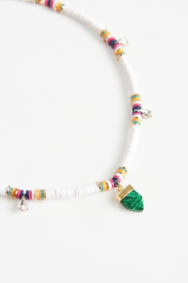 collar ava