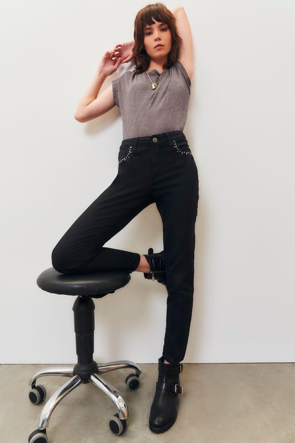 jean slim julie new