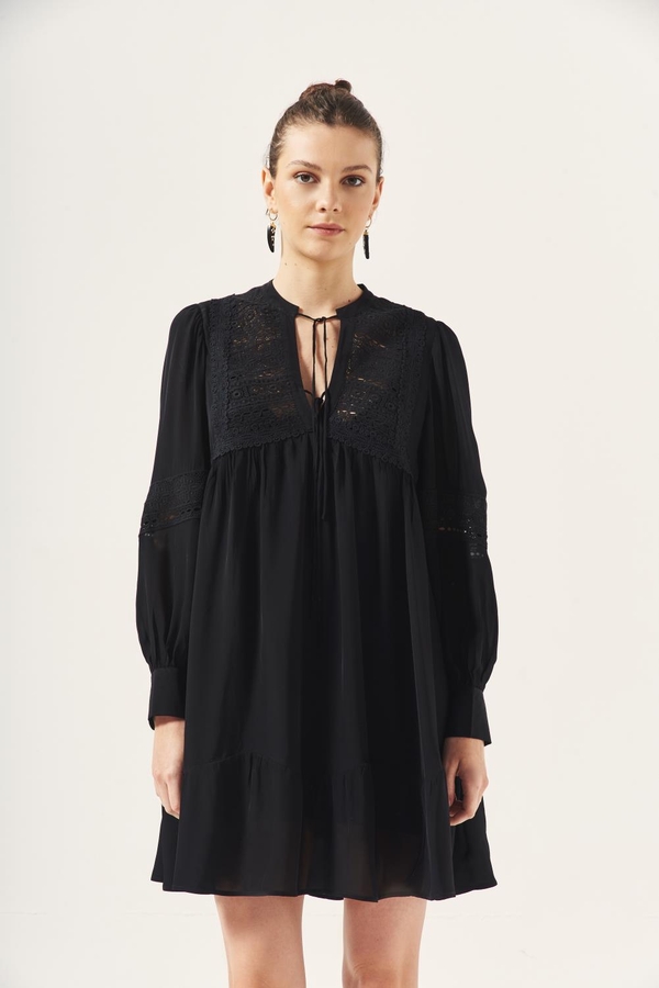 vestido nature laces