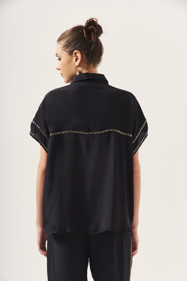 camisa andaluz sum