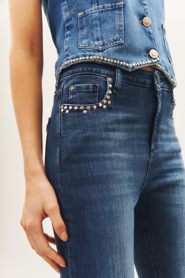 jean flare metal