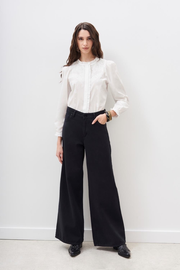 jean oxford total black