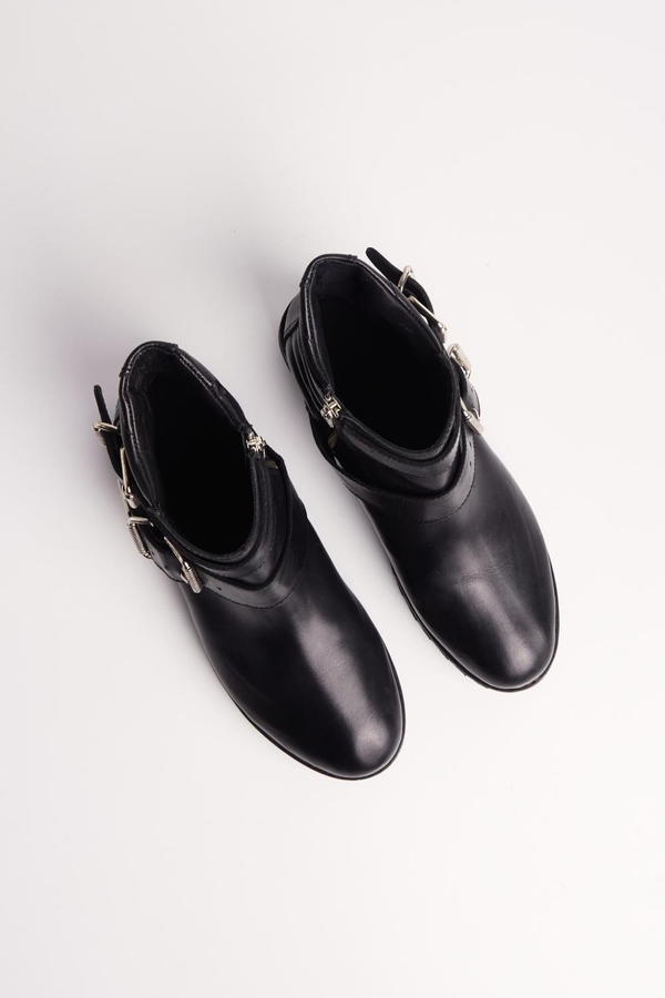 bota oriente