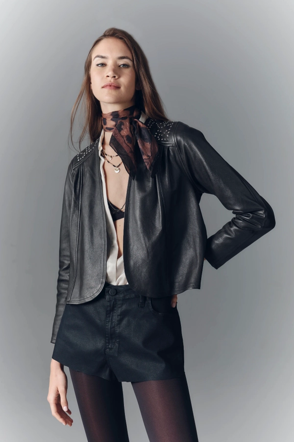 chaqueta arrow cuero