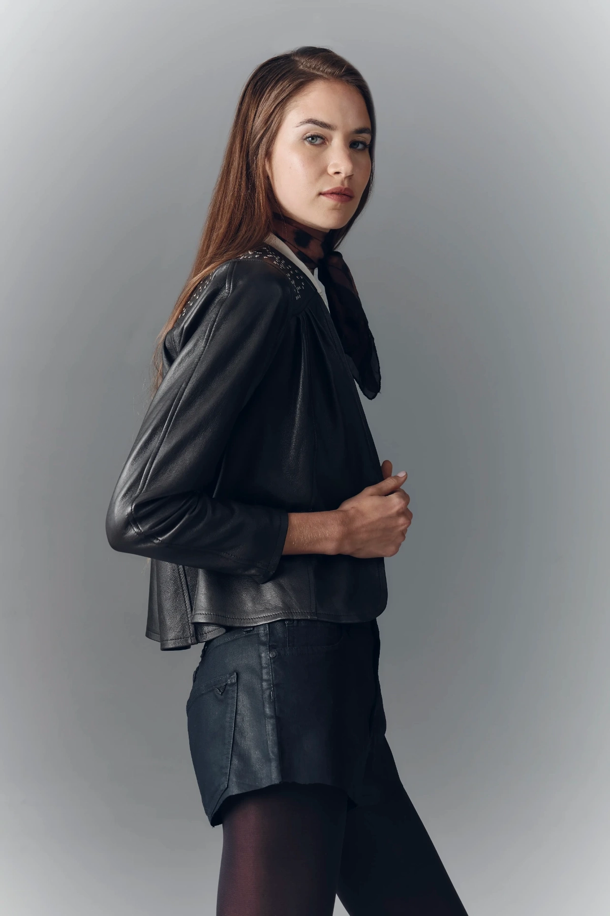 chaqueta arrow cuero