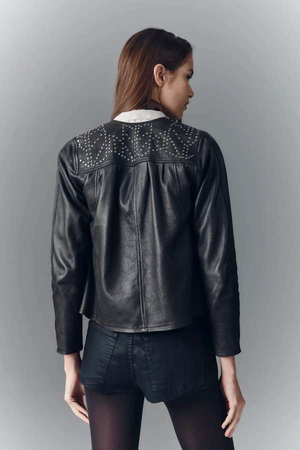chaqueta arrow cuero