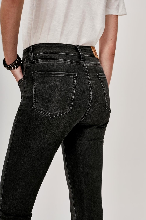 Jean Flare High Rise Classic Black