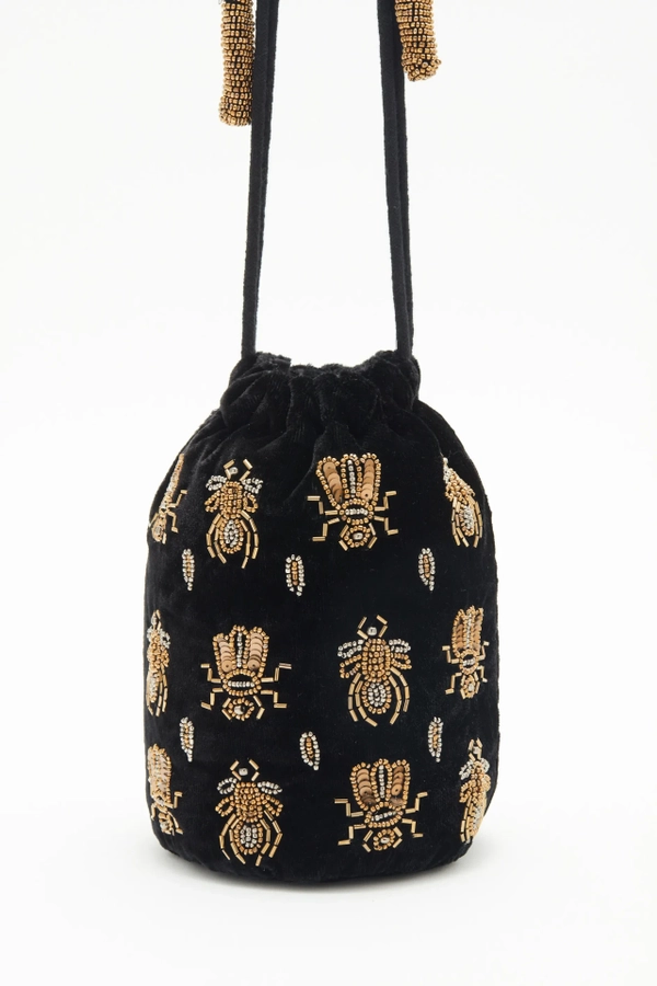 cartera naga bees